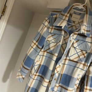 Thread and supply jacket